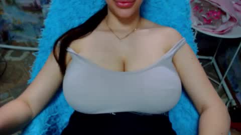 Snapshot of seu_cute chatting on September 13, 10:45 am seu_cute online show from September 13, 10:45 am