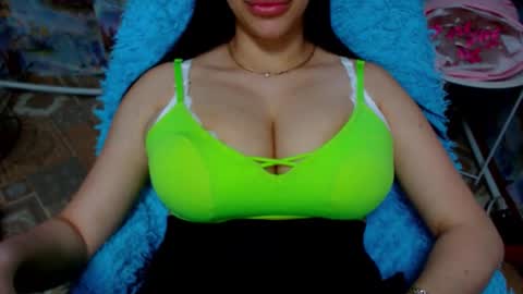 Snapshot of seu_cute chatting on September 17, 12:03 pm seu_cute online show from September 17, 12:03 pm