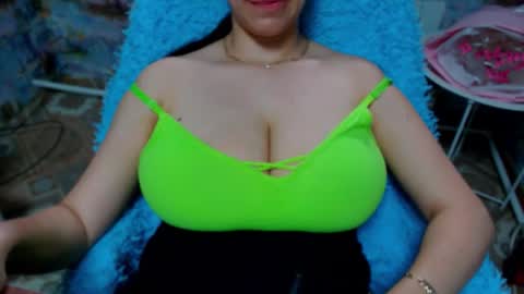 Snapshot of seu_cute chatting on September 19, 12:15 pm seu_cute online show from September 19, 12:15 pm