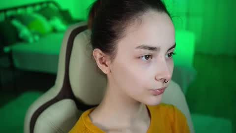 Snapshot of severs_enigma chatting on October 10, 12:10 pm Chris online show from October 10, 12:10 pm