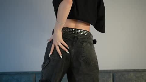 Snapshot of severs_enigma chatting on December 15, 3:31 pm Chris online show from December 15, 3:31 pm