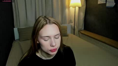 Dana online show from March 5, 3:29 pm