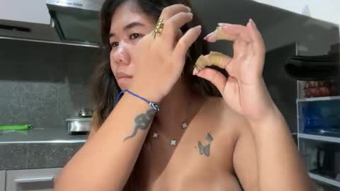 Hi im anne online show from April 19, 6:10 pm