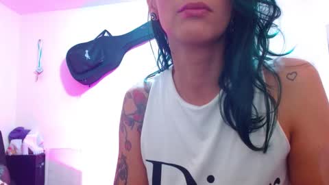 sexmilkdirty online show from December 7, 9:55 pm