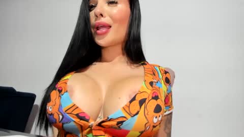 Snapshot of sexual_addiction chatting on October 8, 11:53 pm SARA online show from October 8, 11:53 pm