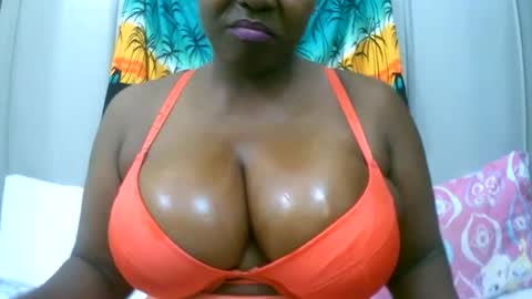 sexxi_ebony online show from November 18, 5:19 am