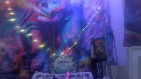 Leeah CloudZzz online show from June 25, 3:35 pm