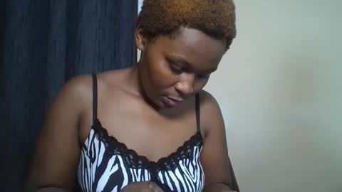 sexxy_amira online show from November 25, 5:58 pm