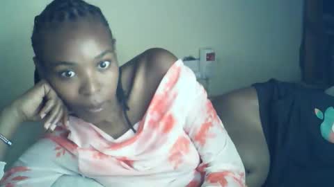 sexxy_curvy23 online show from June 5, 4:05 am