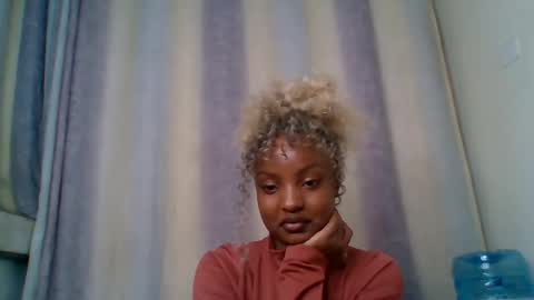 Snapshot of sexxy_daisyy chatting on September 25, 11:46 pm sexxy_daisyy online show from September 25, 11:46 pm