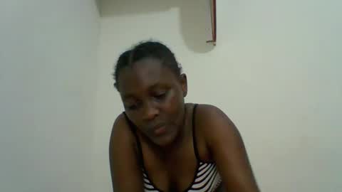 Snapshot of sexxy_kendrah chatting on October 13, 7:16 pm lorna online show from October 13, 7:16 pm