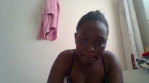 Snapshot of sexxy_kendrah chatting on October 10, 10:31 am lorna online show from October 10, 10:31 am