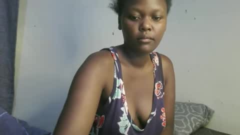 Snapshot of sexxy_kyla chatting on October 19, 4:14 am sexxy_kyla online show from October 19, 4:14 am