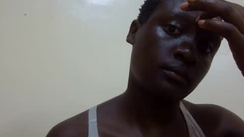 Snapshot of sexxy_maya1 chatting on October 18, 9:45 am sexxy_maya1 online show from October 18, 9:45 am