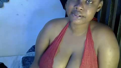 Snapshot of sexxy_mish chatting on October 9, 5:00 am sexxy_mish online show from October 9, 5:00 am
