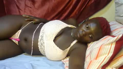 Snapshot of sexxy_triza chatting on September 13, 2:36 pm triza online show from September 13, 2:36 pm