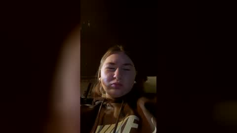 sexxysnowbunnyy online show from January 12, 3:17 pm