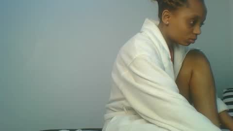 Snapshot of sexy__lips chatting on January 21, 2:22 am Tina online show from January 21, 2:22 am