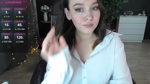 Alexia online show from September 27, 4:47 pm