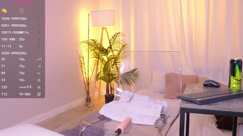 Lina online show from June 18, 12:23 am