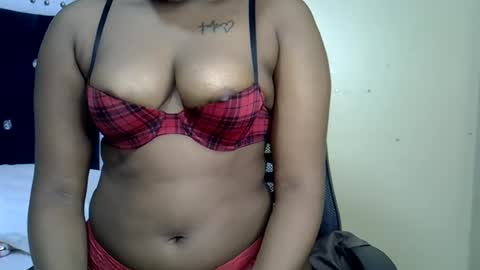 shydolly01 online show from August 6, 12:23 pm