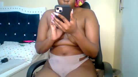 shydolly01 online show from July 22, 11:44 am
