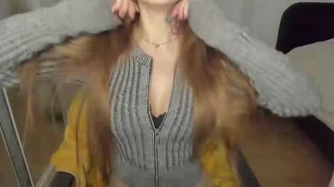 C o r a l i e online show from February 23, 7:30 am