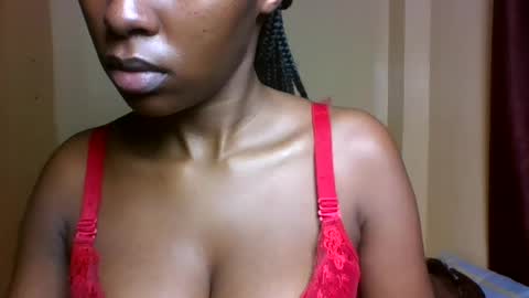 Deryn online show from July 28, 11:17 am