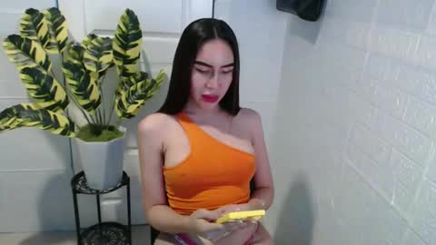 sexy_emily92 online show from September 22, 8:51 pm
