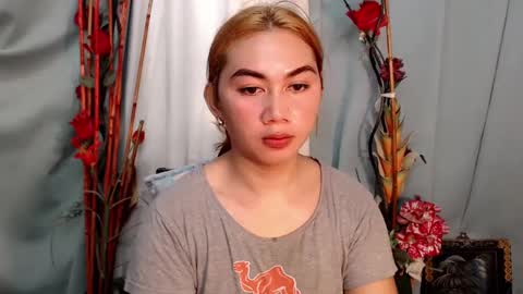 HANNAH online show from February 9, 11:46 pm