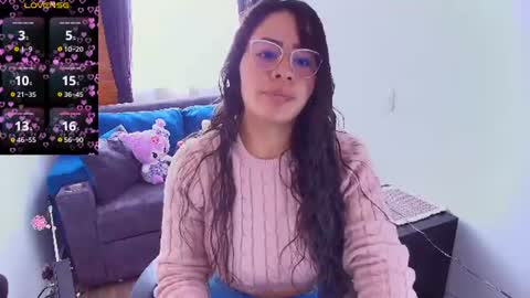 laura  online show from June 14, 3:45 pm