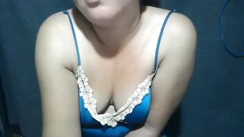 sexy_kimmykim online show from October 3, 11:21 pm