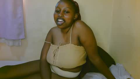 sexy_latasha online show from January 10, 12:21 pm