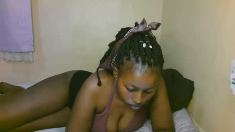 sexy_latasha online show from March 3, 6:47 pm