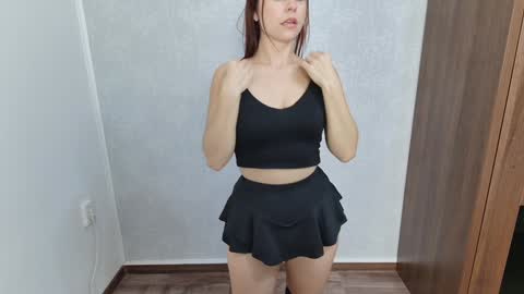 Snapshot of sexy_lily20 chatting on January 20, 2:57 pm Lily online show from January 20, 2:57 pm