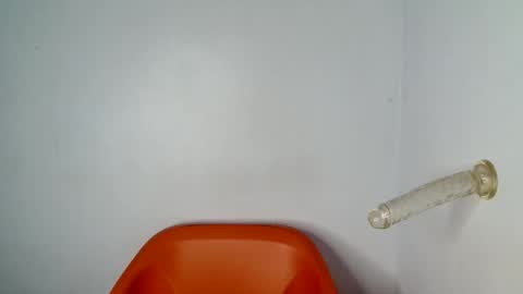 lily online show from October 12, 2:14 am