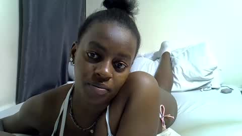 Linda online show from May 16, 12:35 am