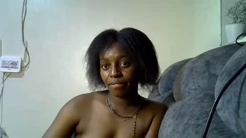 Linda online show from June 14, 2:24 am