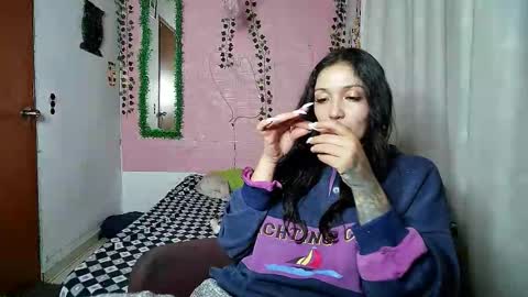Snapshot of sexy_lolas chatting on September 26, 6:55 am sexy lolas online show from September 26, 6:55 am