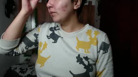 Snapshot of sexy_lolas chatting on February 17, 3:15 am sexy lolas online show from February 17, 3:15 am