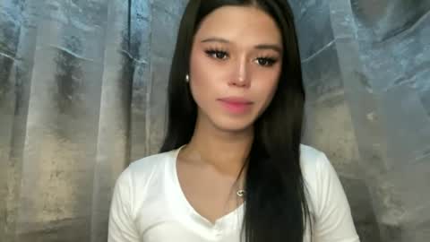 Nicole online show from June 25, 2:55 am