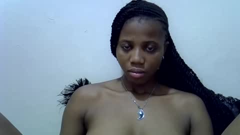sexy_mayah64 online show from May 27, 7:49 am