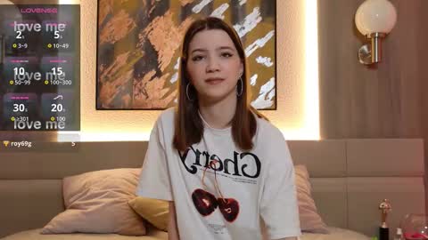 Alison online show from November 3, 1:26 pm