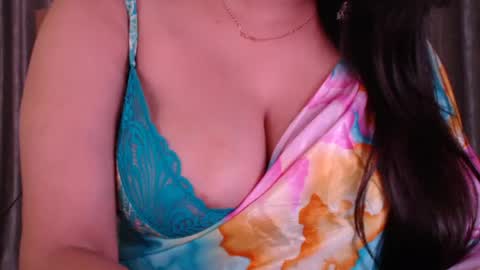 myra online show from May 26, 4:23 am
