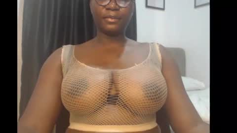 zoe online show from July 2, 7:36 am