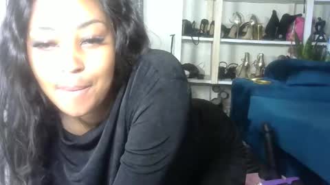 sexy pigeon online show from May 27, 11:29 am