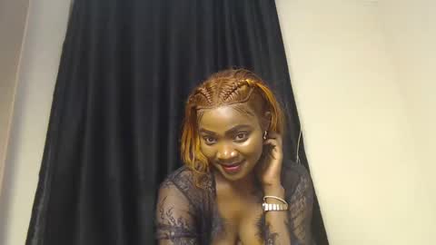 eva am online everyday except friday online show from March 4, 11:32 pm