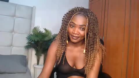 eva am online everyday except friday online show from December 22, 5:53 pm