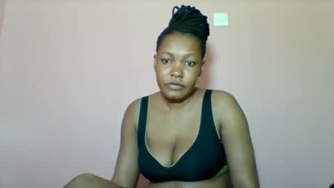 Snapshot of sexyapple2002 chatting on October 6, 10:54 am sexyapple2002 online show from October 6, 10:54 am