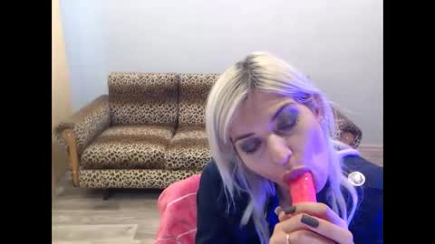 sexybeatriice online show from October 17, 7:11 am